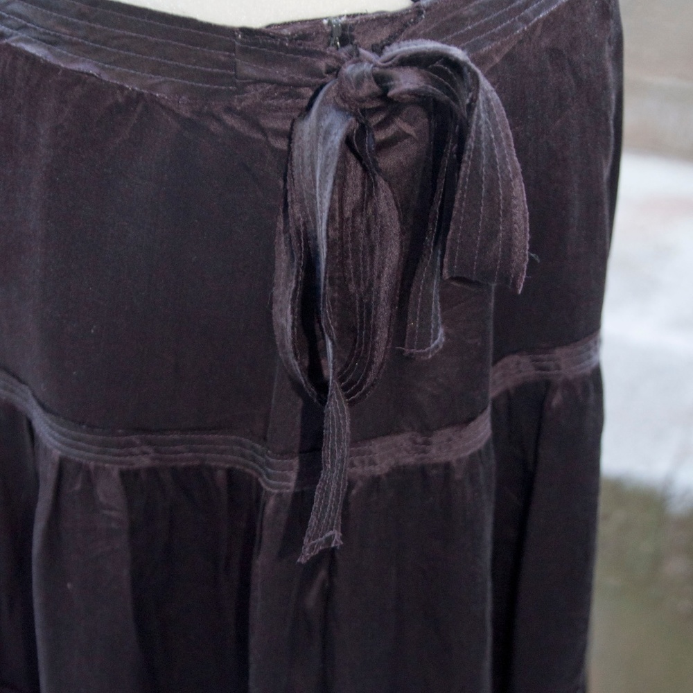 Banana Republic Silk Skirt Size 8 - Picture 2 of 10